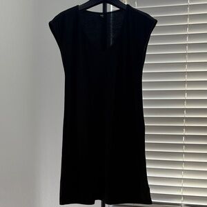 Uniqlo Black Garment